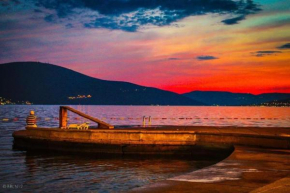 Joie du soleil, Tivat